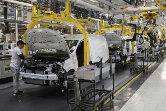 Γραμμή παραγωγής ηλεκτρικών αυτοκινήτων της Ρενό στην Ταγγέρη του Μαρόκου